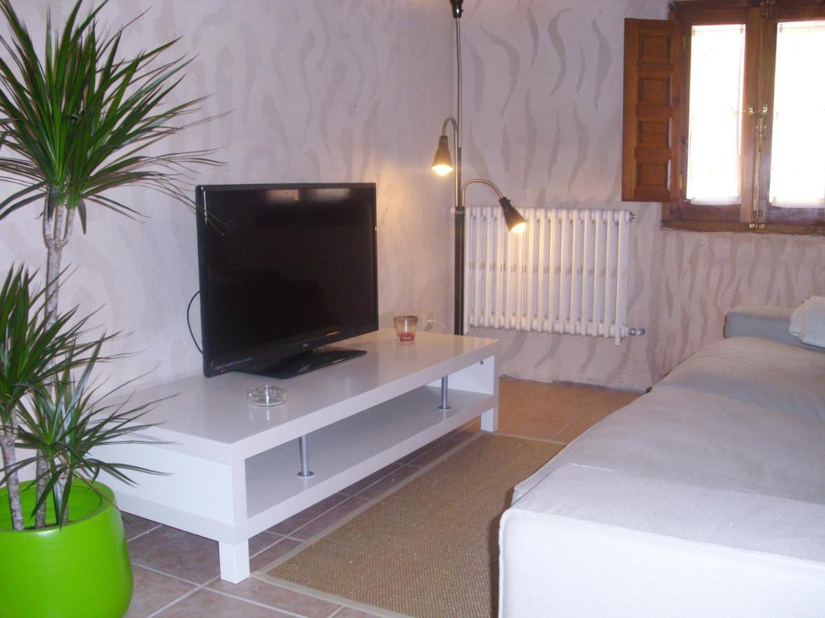 Casa Rural Con Jacuzzi Taberna Del Tio Pedro Cabanas de Polendos Exteriér fotografie