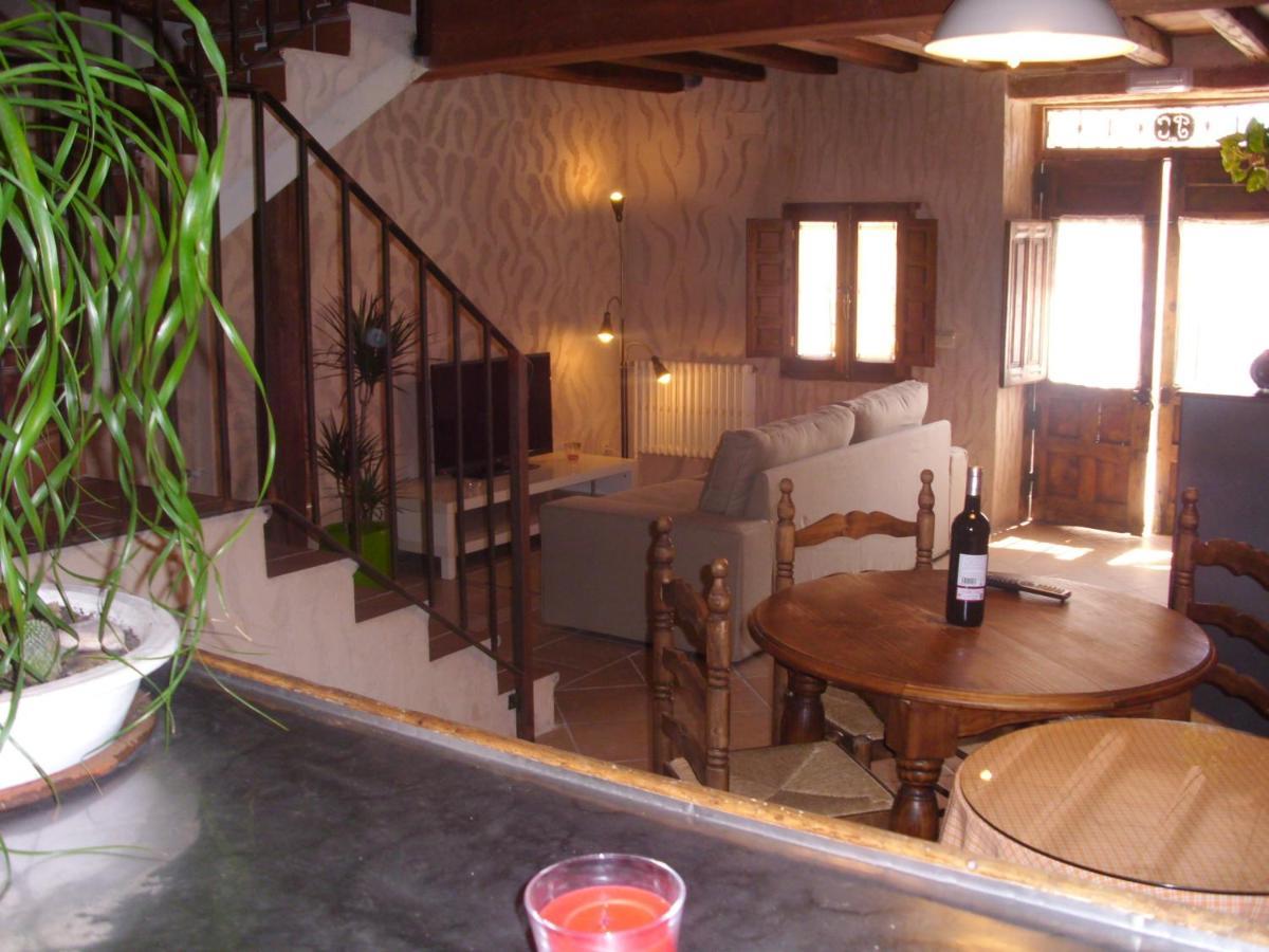 Casa Rural Con Jacuzzi Taberna Del Tio Pedro Cabanas de Polendos Exteriér fotografie
